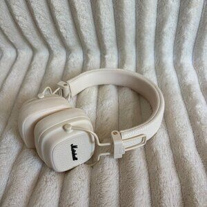 Marshall's Headphone's